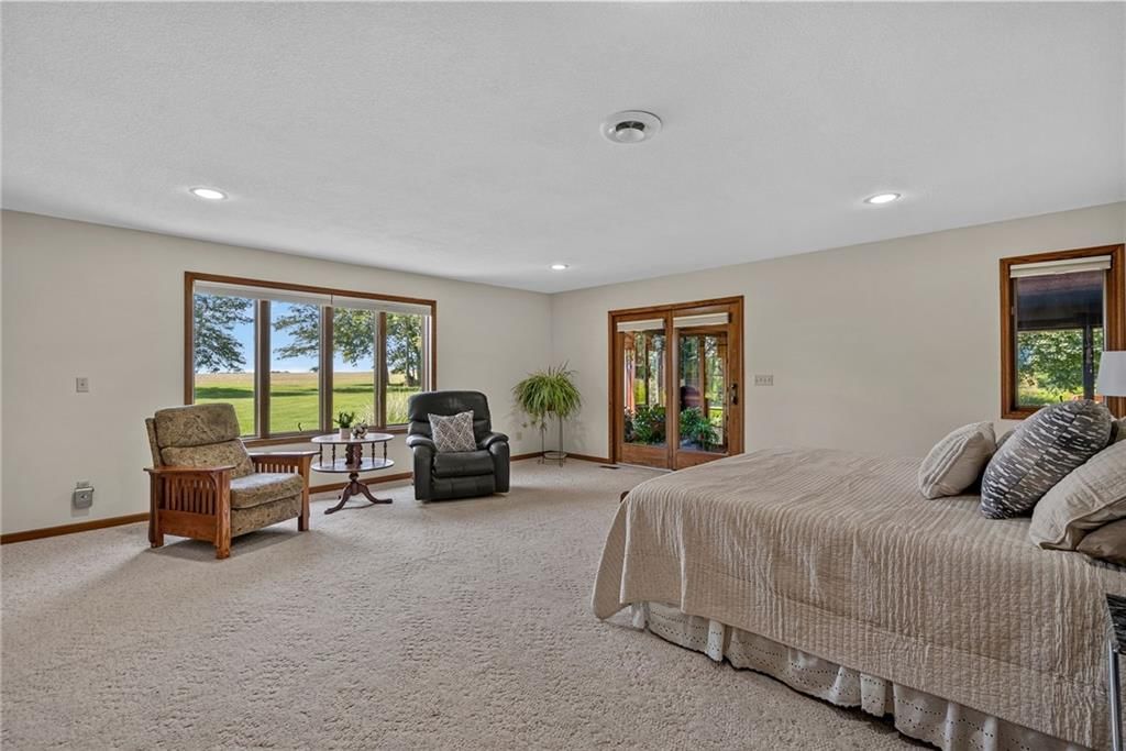 21898 Sunflower Road — photo 12