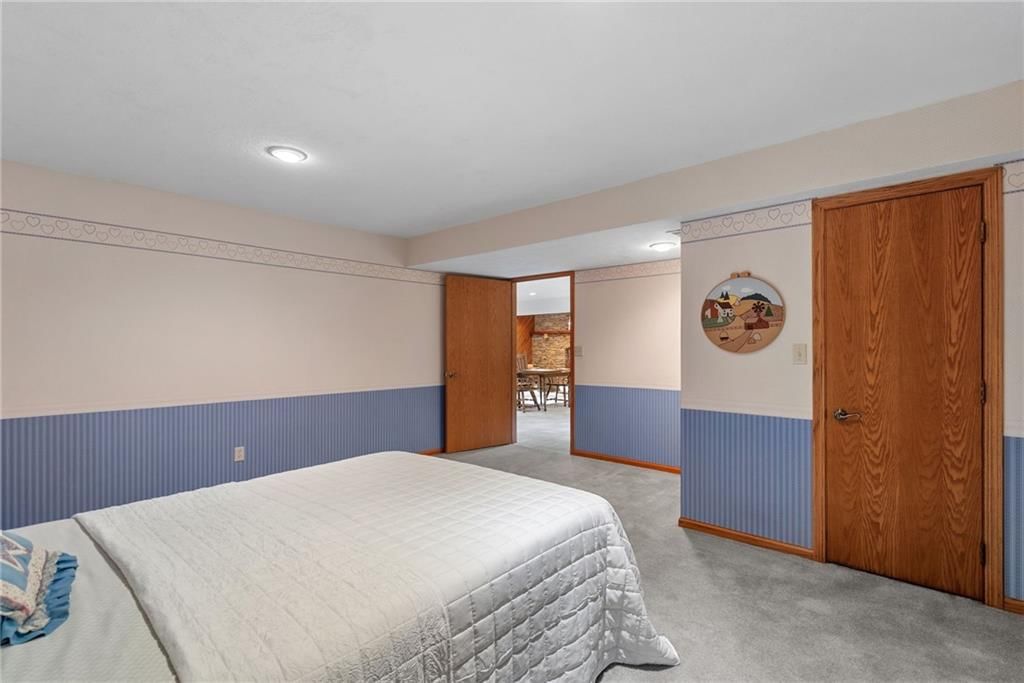 21898 Sunflower Road — photo 42