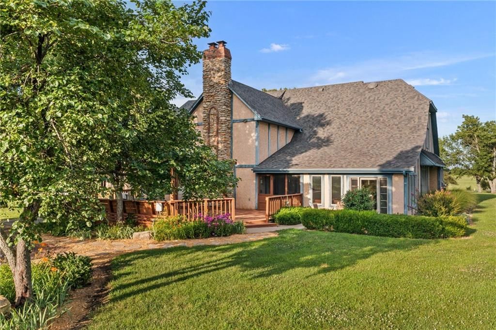 21898 Sunflower Road — photo 46