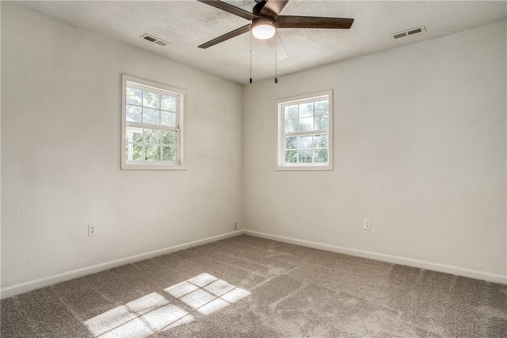 606 Niagara Street — photo 12