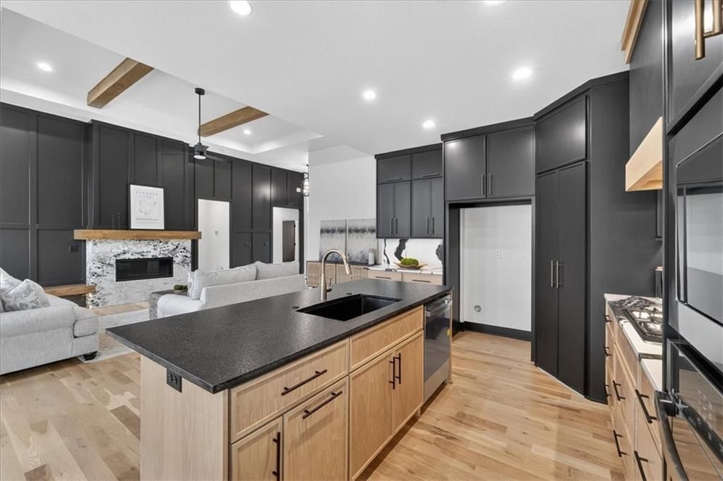 22480 W 89th Terrace — photo 10