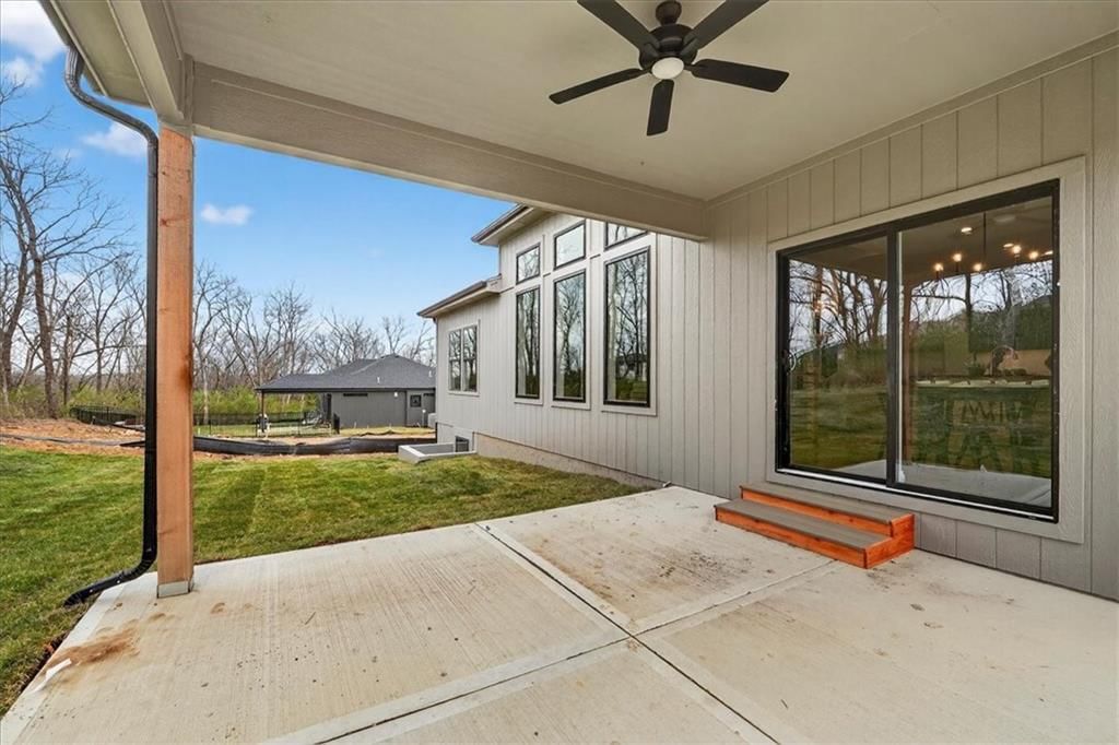 22480 W 89th Terrace — photo 24