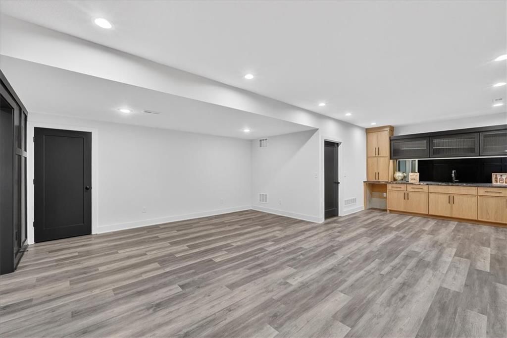 22480 W 89th Terrace — photo 25