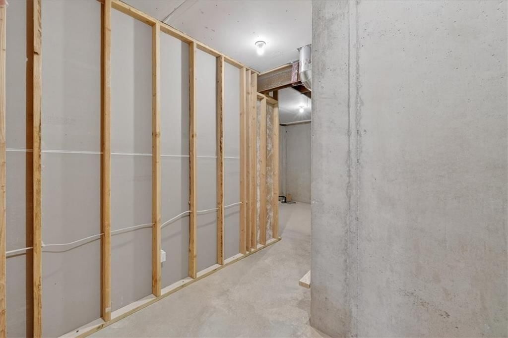 22480 W 89th Terrace — photo 35