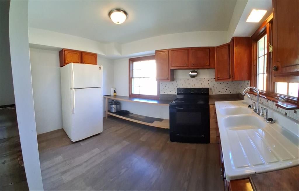 3910 Pacific Street — photo 7