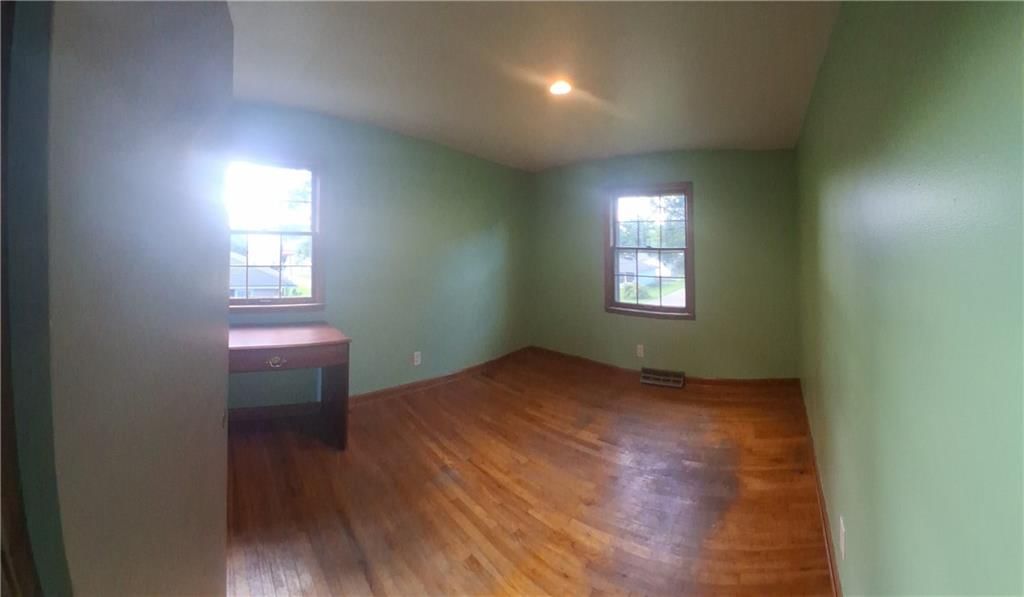 3910 Pacific Street — photo 14
