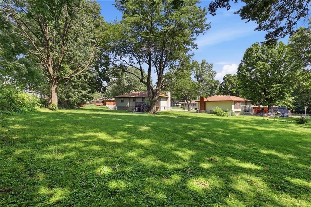 7502 Donal Avenue — photo 36