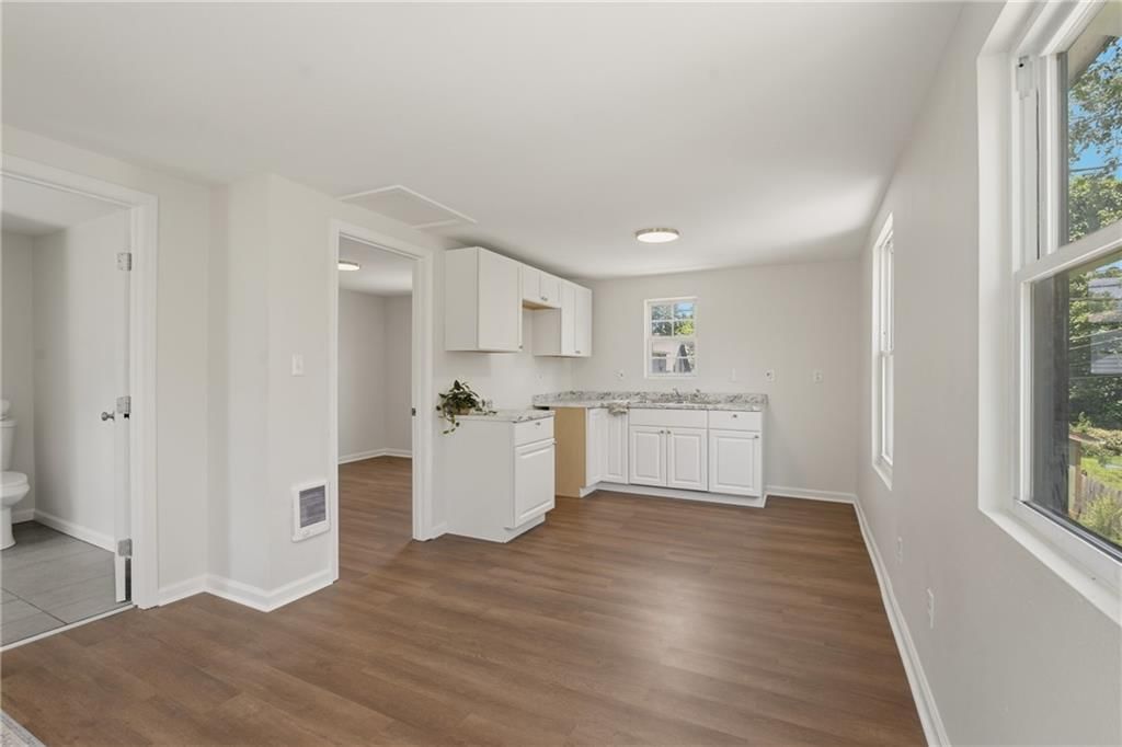 3612 Strong Avenue — photo 23