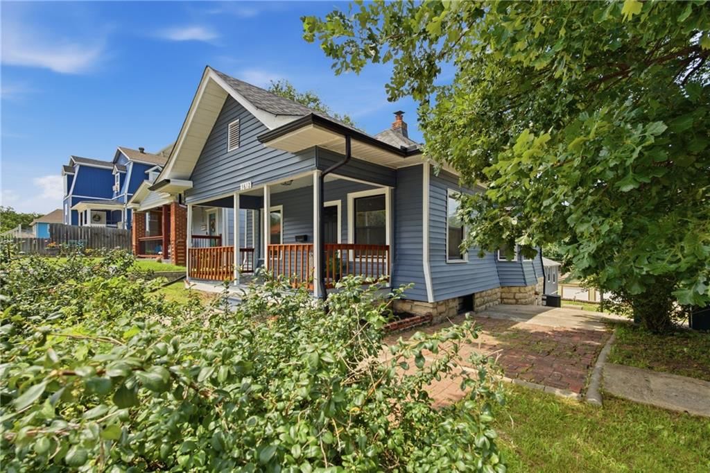 3612 Strong Avenue — photo 31