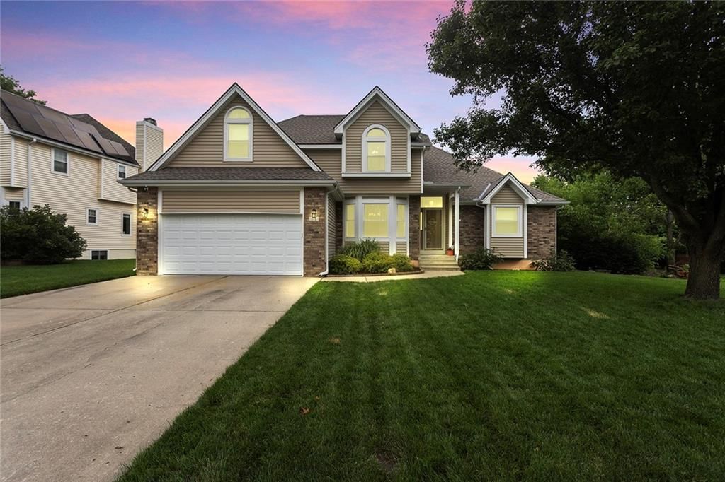 113 SE Breon Bay Street, Lee's Summit, MO