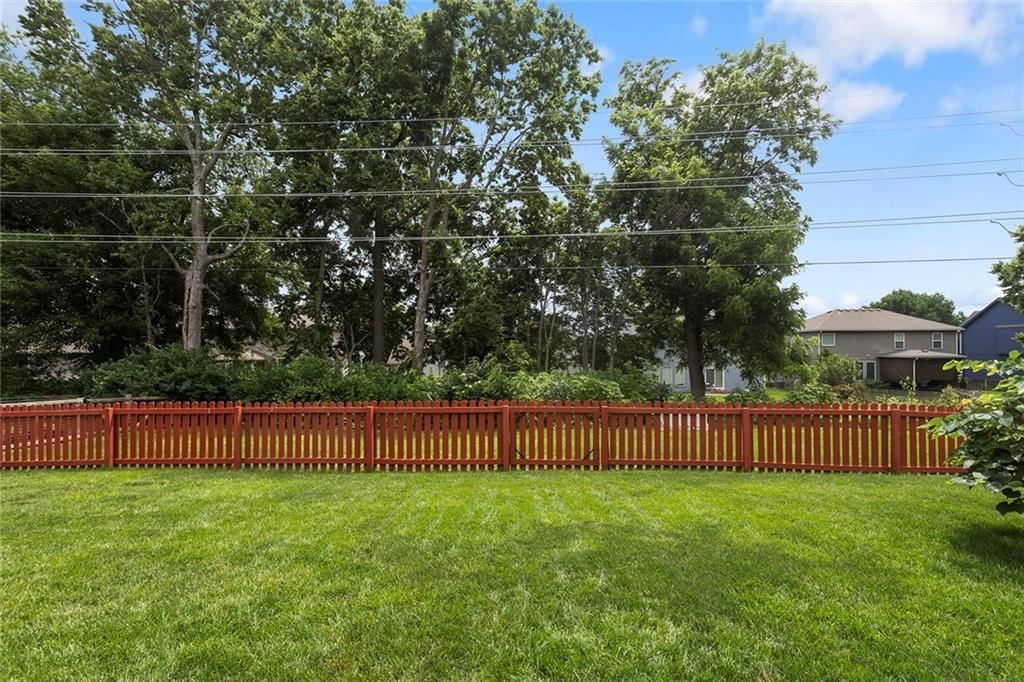 113 SE Breon Bay Street — photo 42