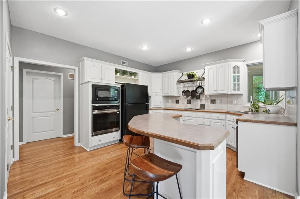 5316 NW Bluff Drive — photo 10