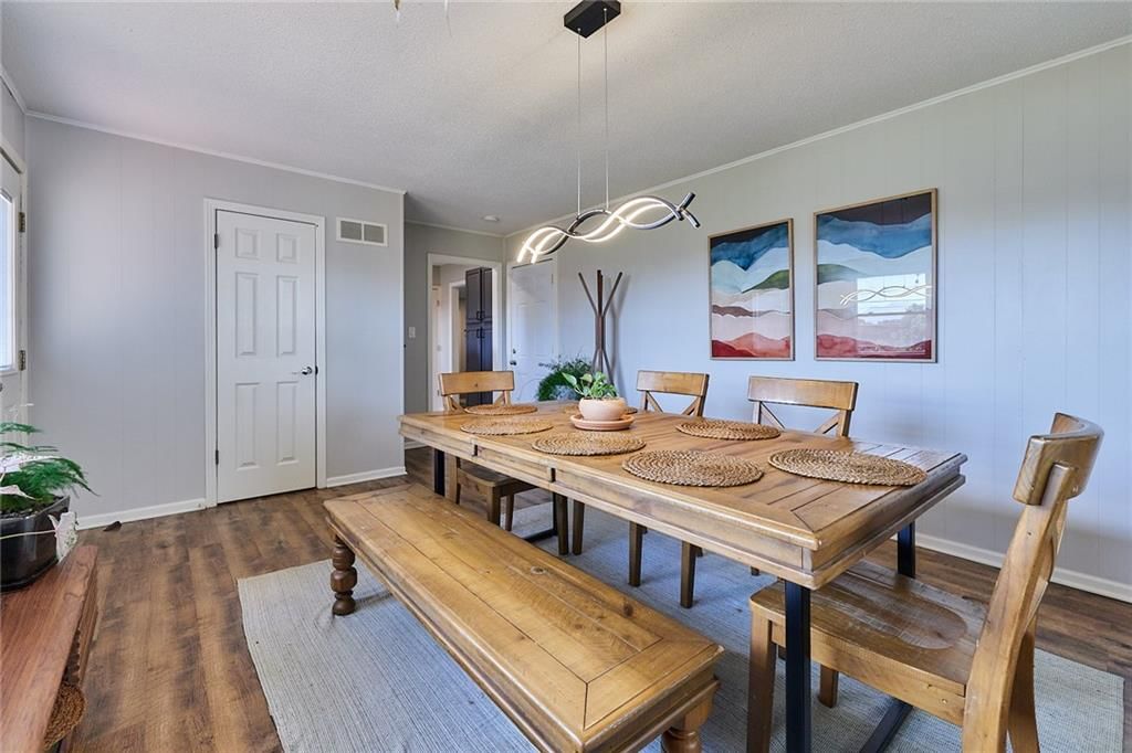 9427 MACKEY Street — photo 14