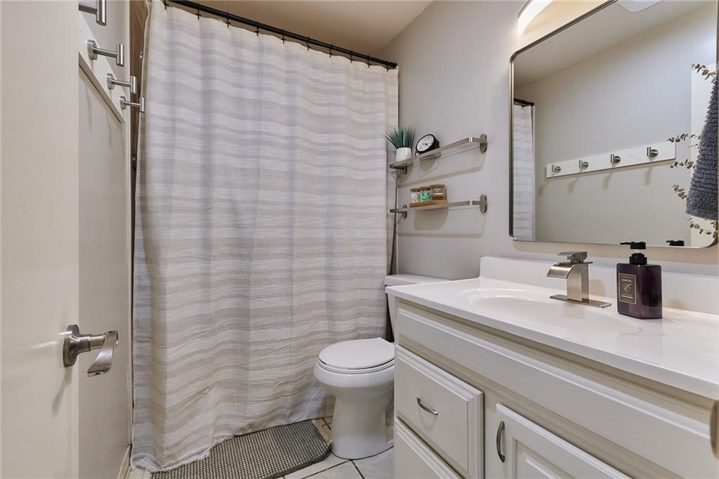 9427 MACKEY Street — photo 17