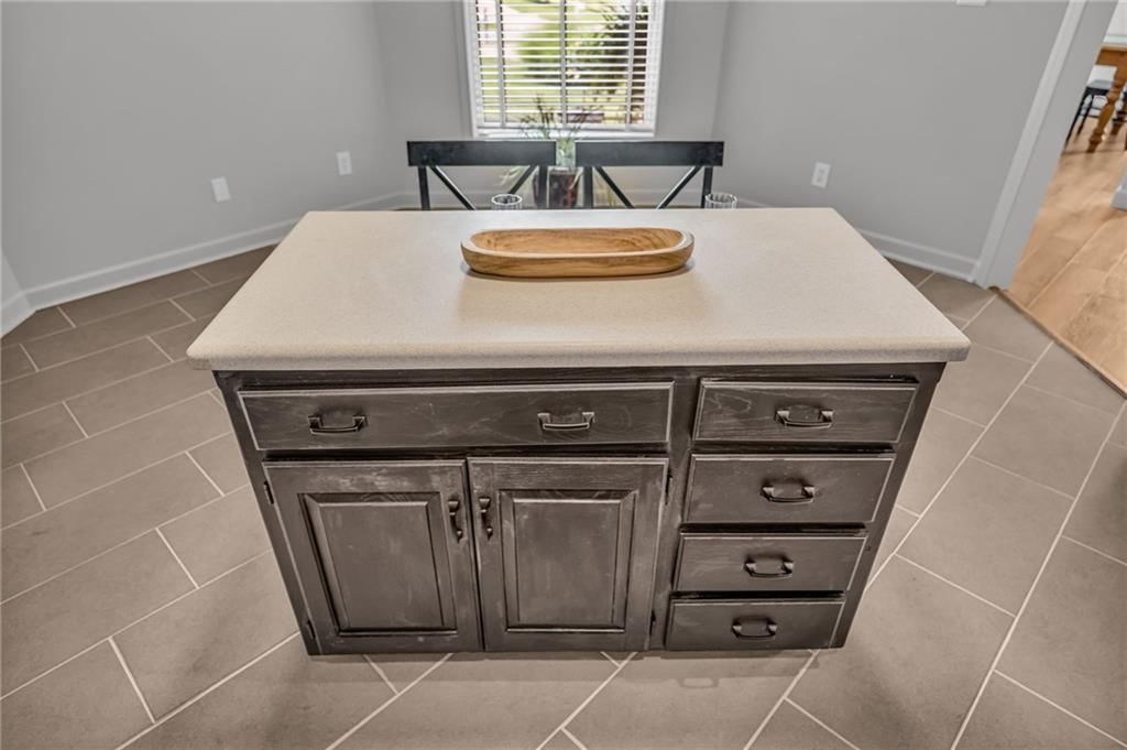 940 SW Woodbridge Court — photo 20