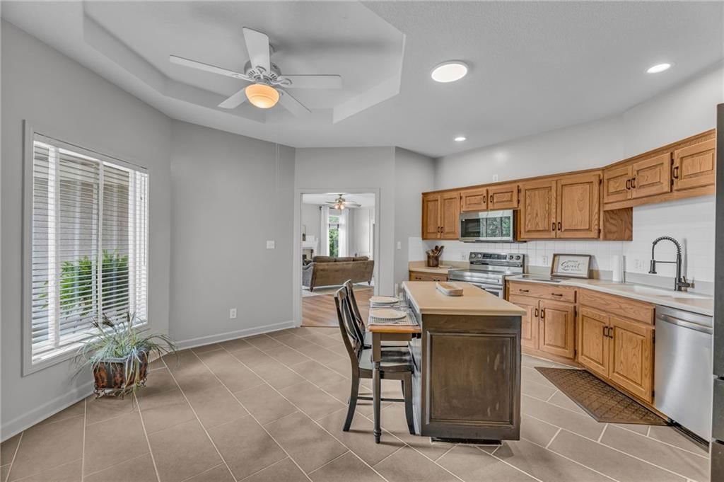 940 SW Woodbridge Court — photo 22
