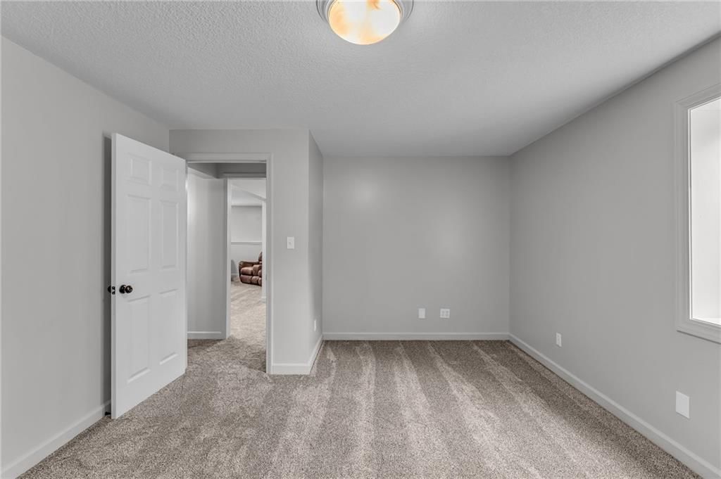 940 SW Woodbridge Court — photo 43