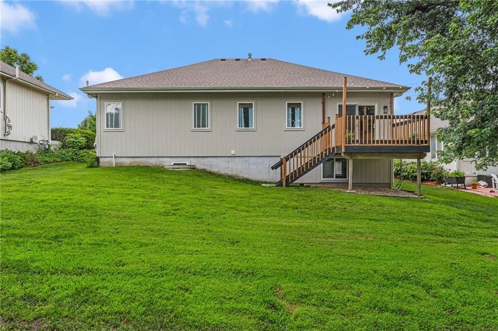940 SW Woodbridge Court — photo 48