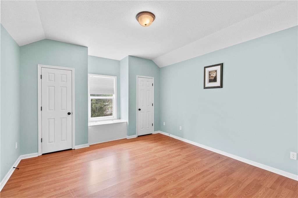 9020 N Oxford Avenue — photo 24