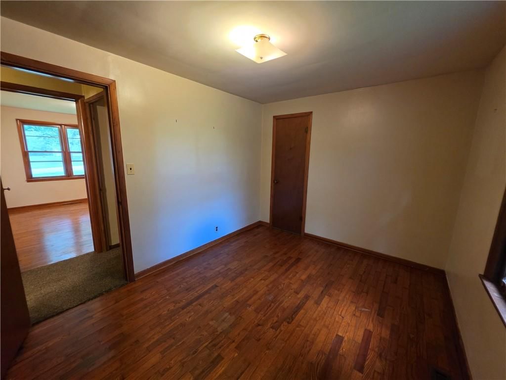 210 W Fields Boulevard — photo 19