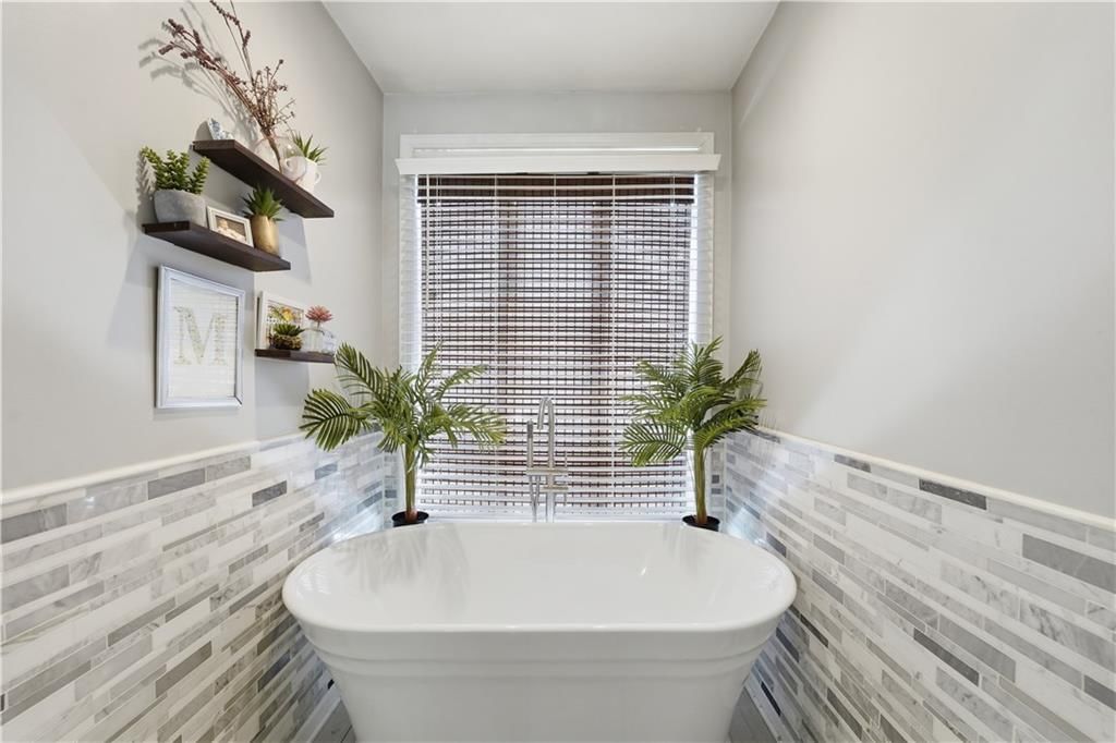 414 Seaside Sparrow Street — photo 23