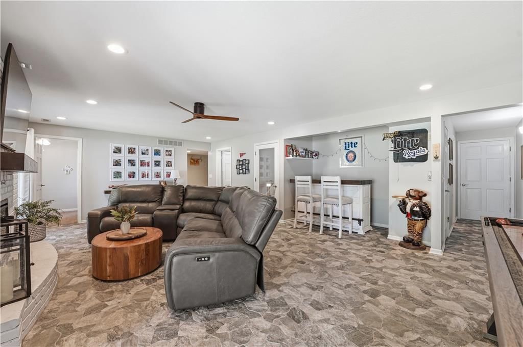 414 Seaside Sparrow Street — photo 28