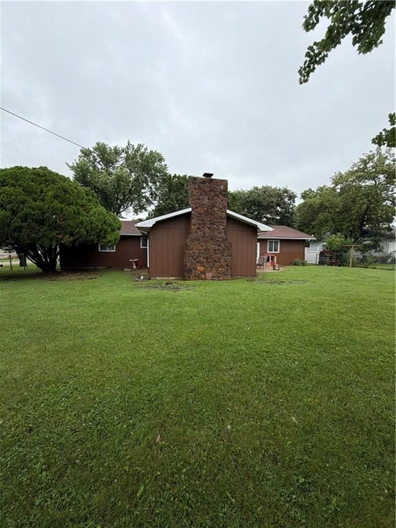 1601 Neosho Street — photo 5