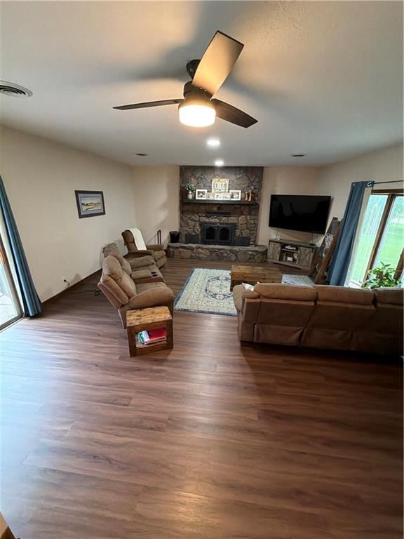 1601 Neosho Street — photo 20