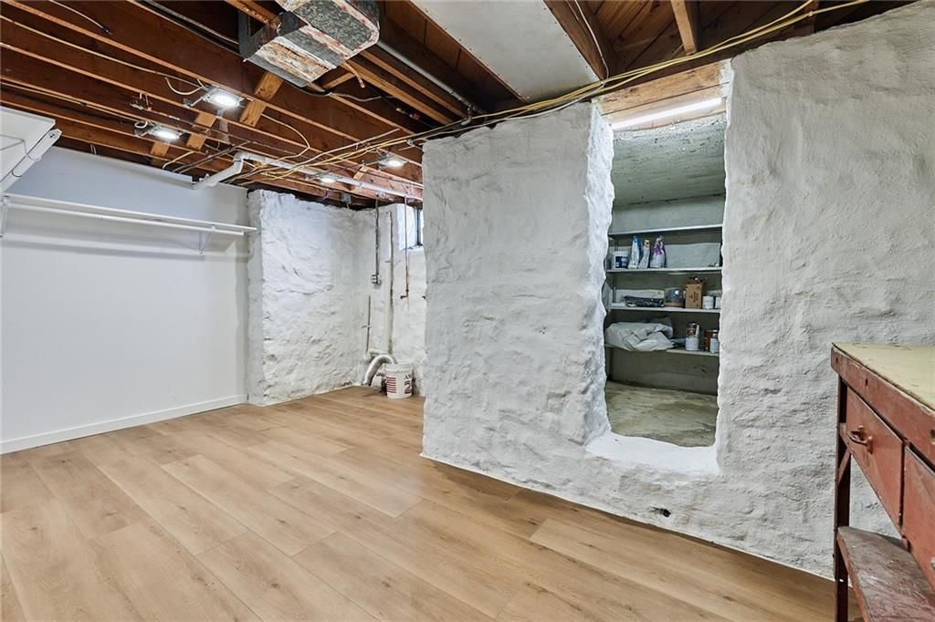 4401 W 53rd Terrace — photo 32