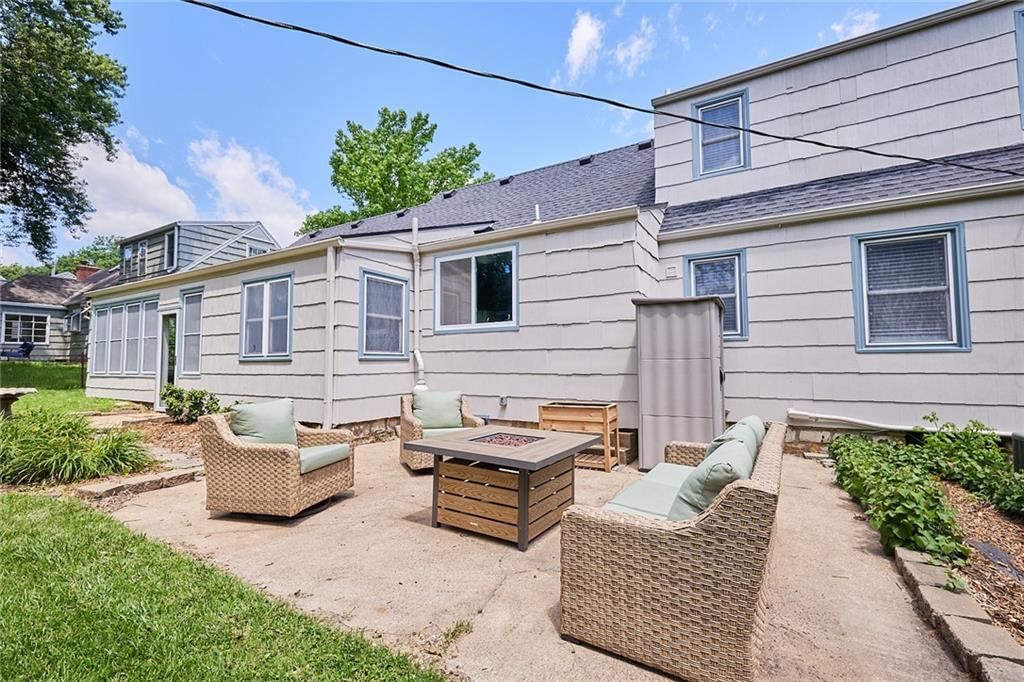 4401 W 53rd Terrace — photo 40