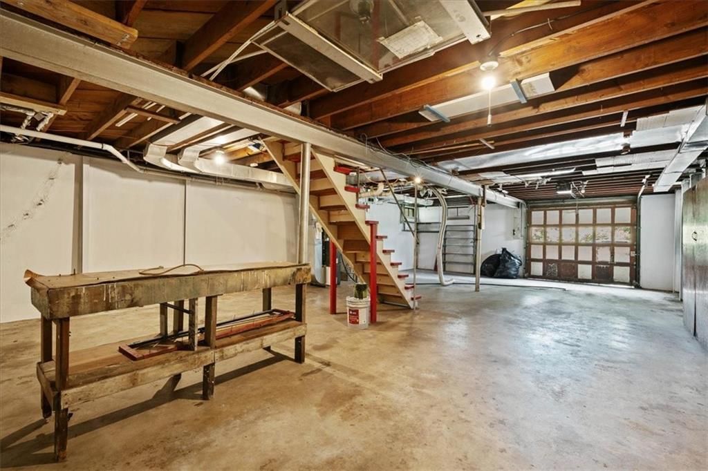 8905 E 55TH Street — photo 18