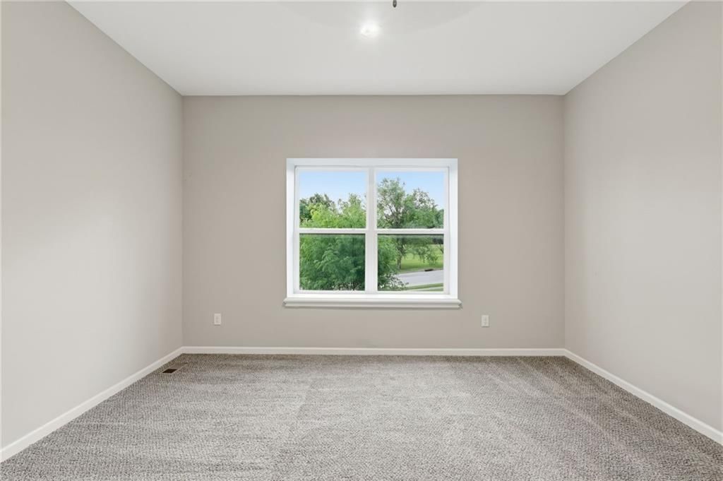 21803 Southcreek Road — photo 12
