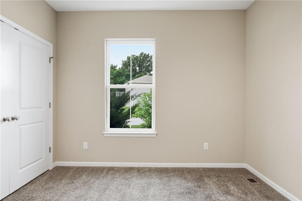 21803 Southcreek Road — photo 15