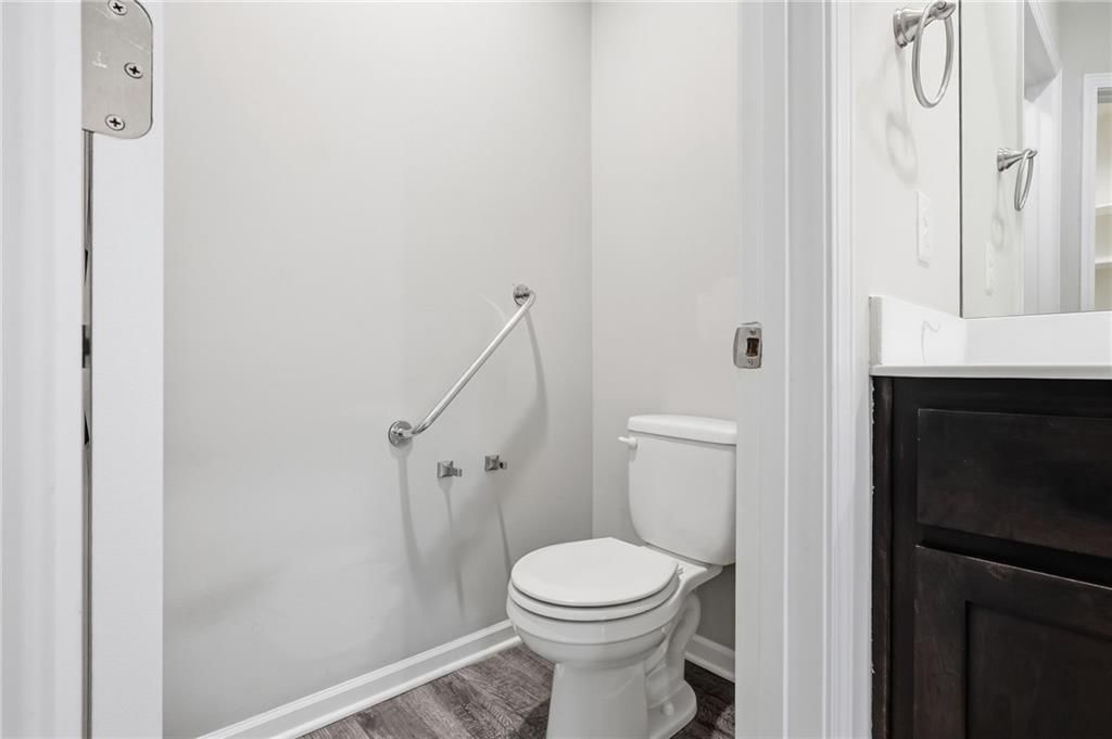21803 Southcreek Road — photo 31