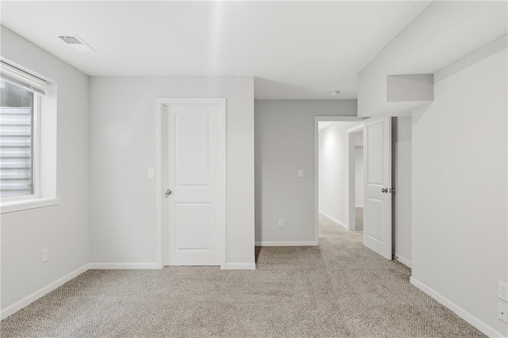 21803 Southcreek Road — photo 36