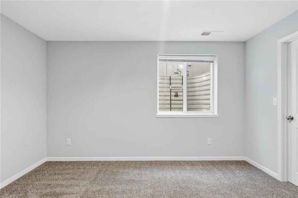 21803 Southcreek Road — photo 38