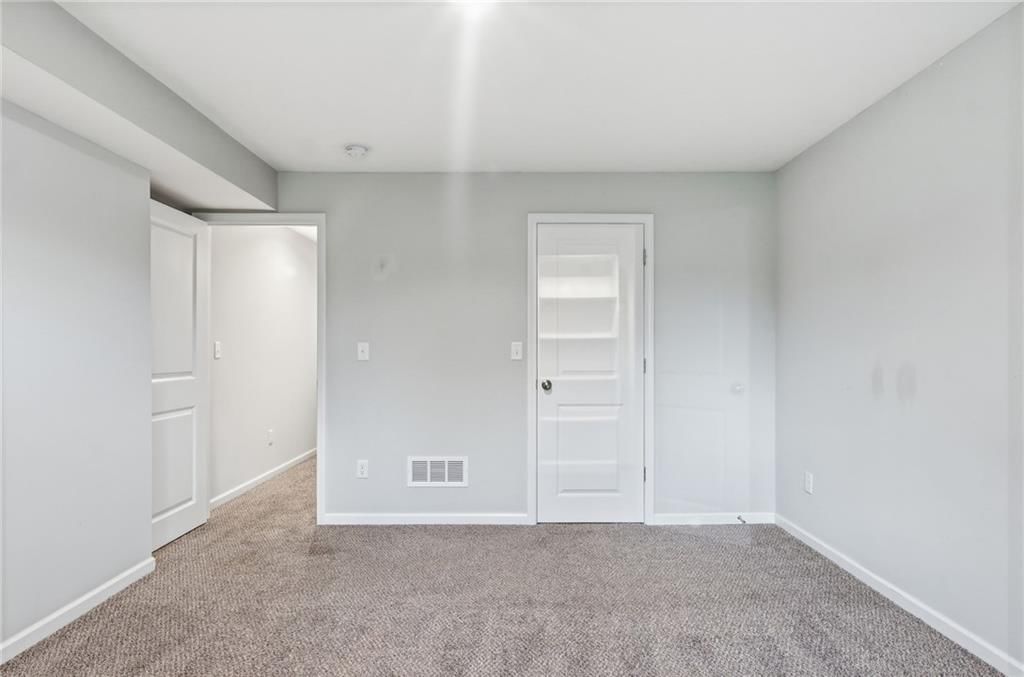 21803 Southcreek Road — photo 40