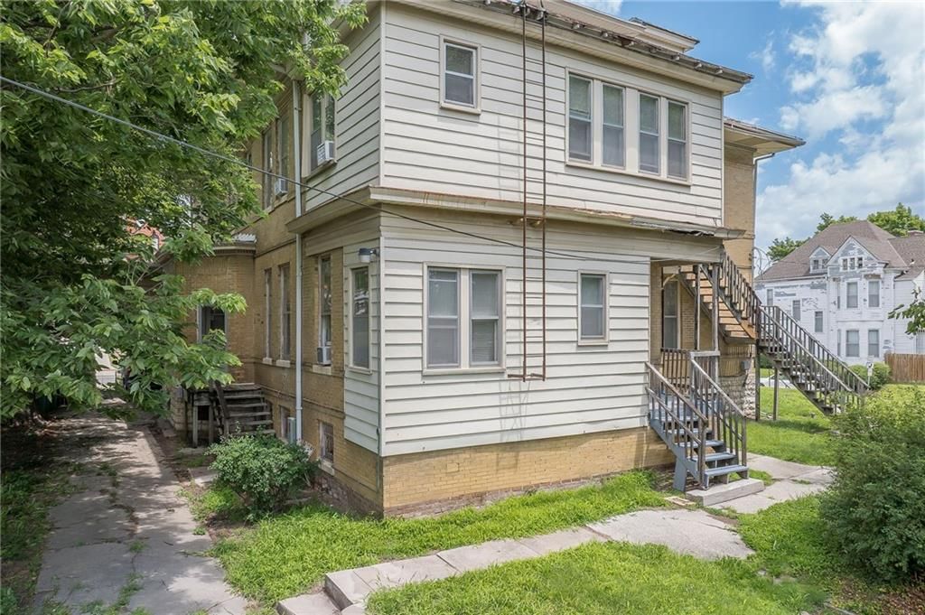 2120 Faraon Street — photo 5