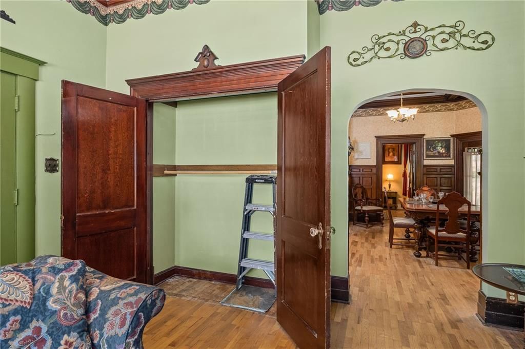 2120 Faraon Street — photo 25
