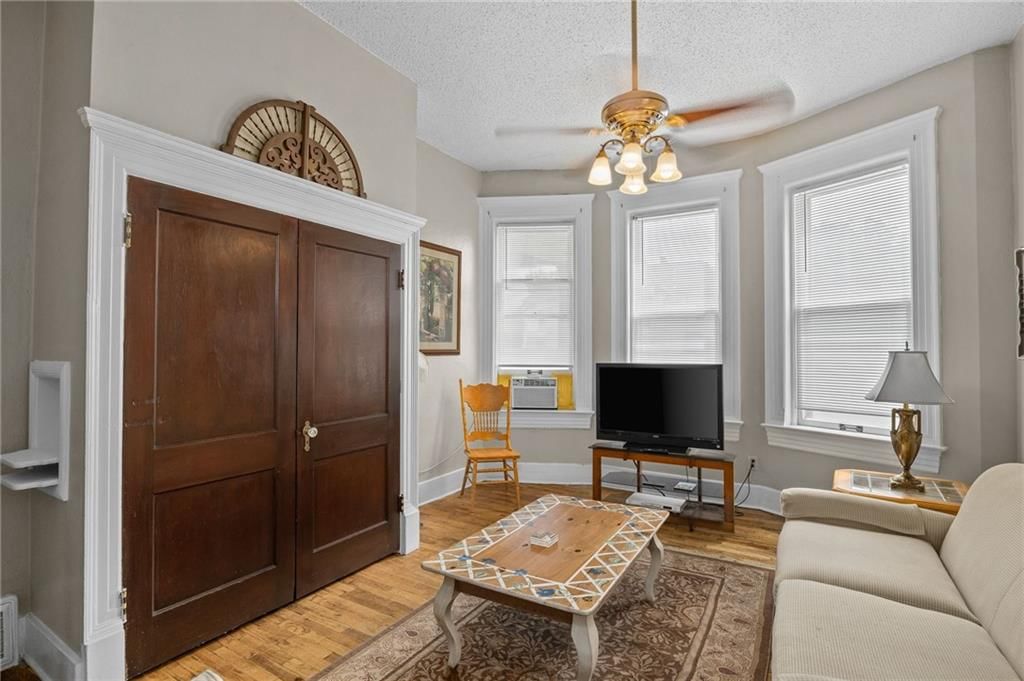 2120 Faraon Street — photo 45