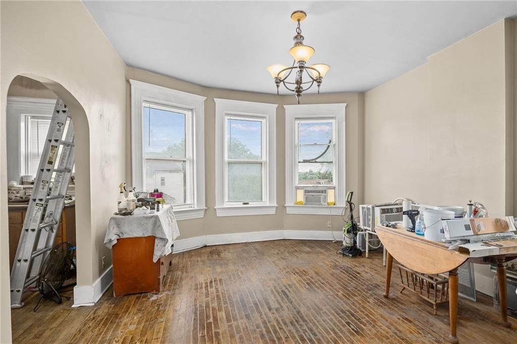 2120 Faraon Street — photo 64