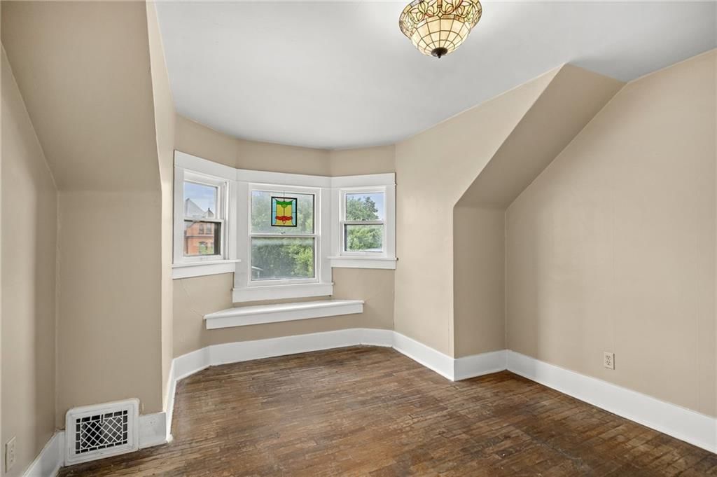 2120 Faraon Street — photo 82