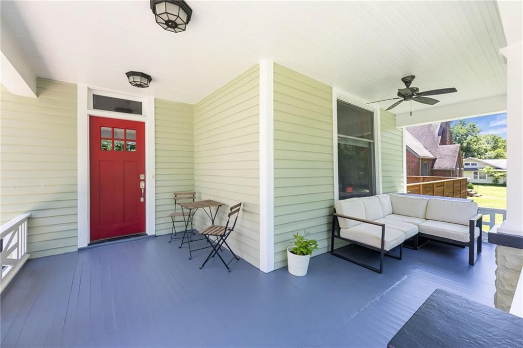 221 S Colborn Street — photo 4