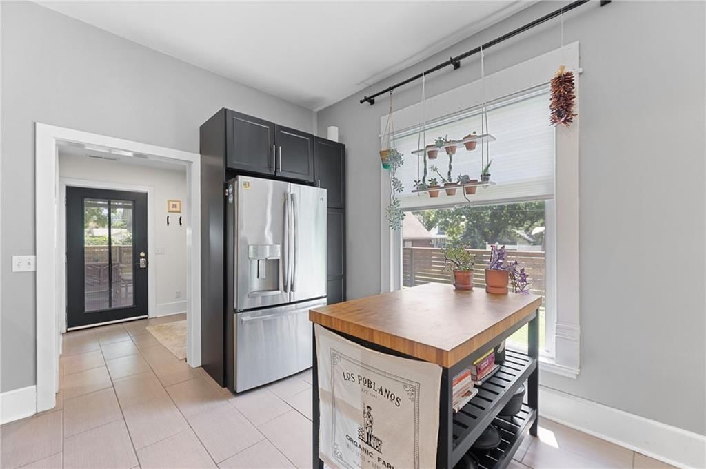 221 S Colborn Street — photo 16