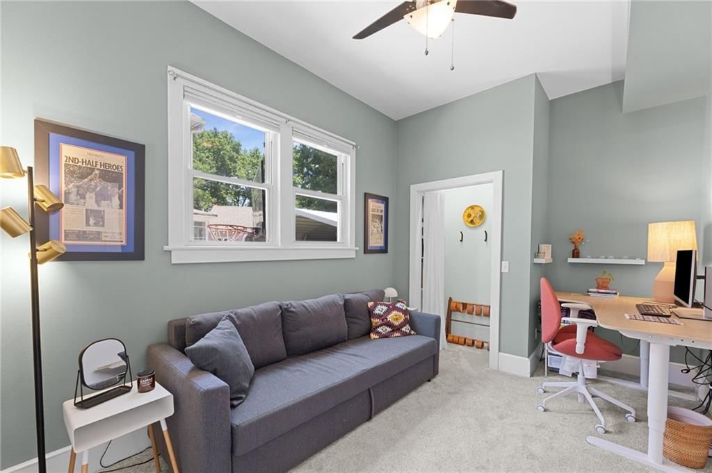 221 S Colborn Street — photo 22