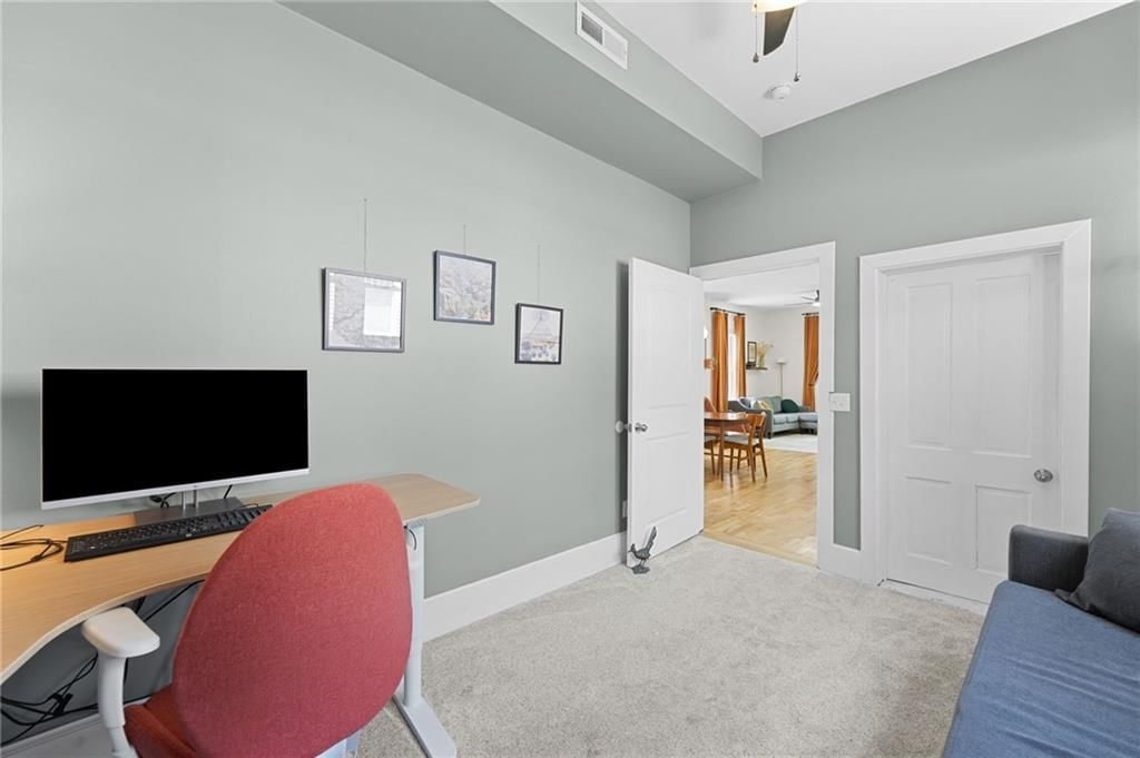 221 S Colborn Street — photo 23