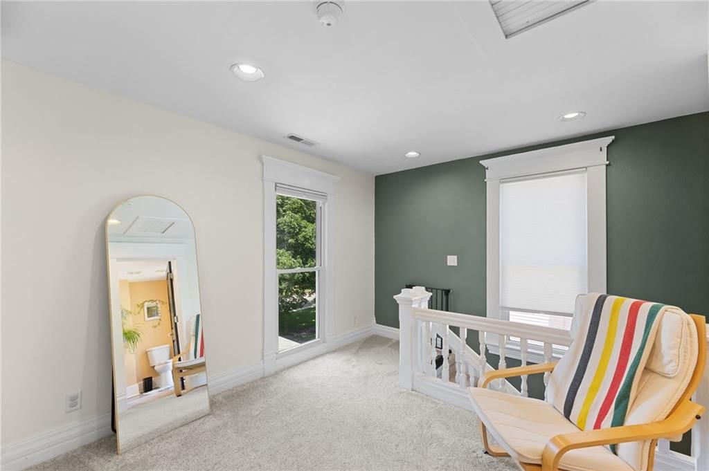 221 S Colborn Street — photo 25