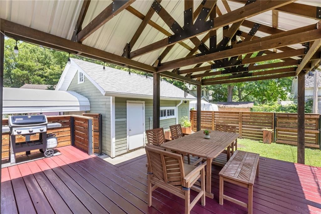 221 S Colborn Street — photo 36