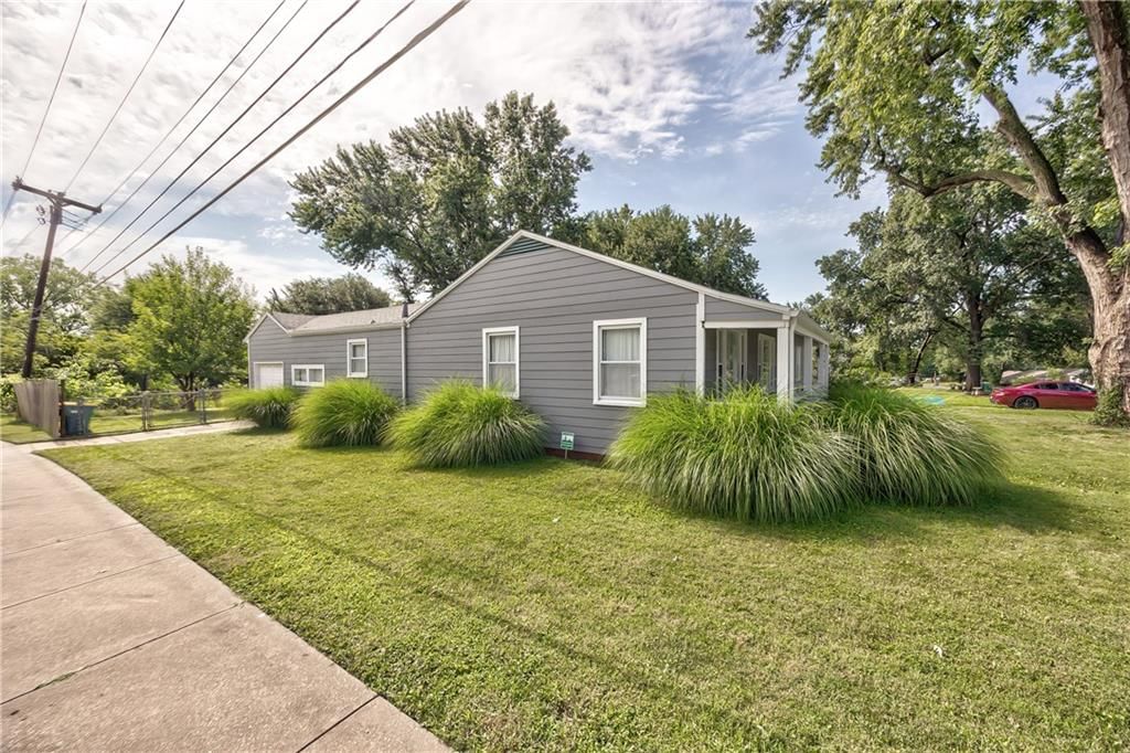 7101 Maple Street — photo 3