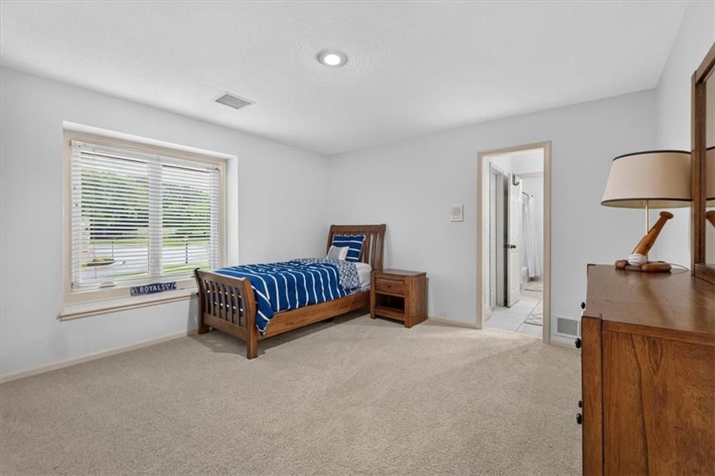 5502 Spinnaker Pointe — photo 48
